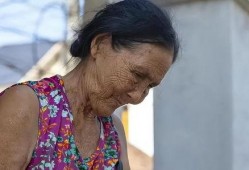 爆料君65岁老汉视频,爆料君视频背后的故事